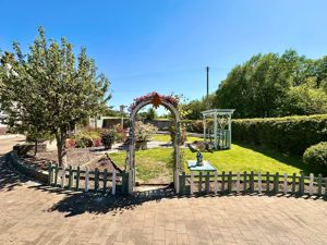 Photo 50- click for photo gallery